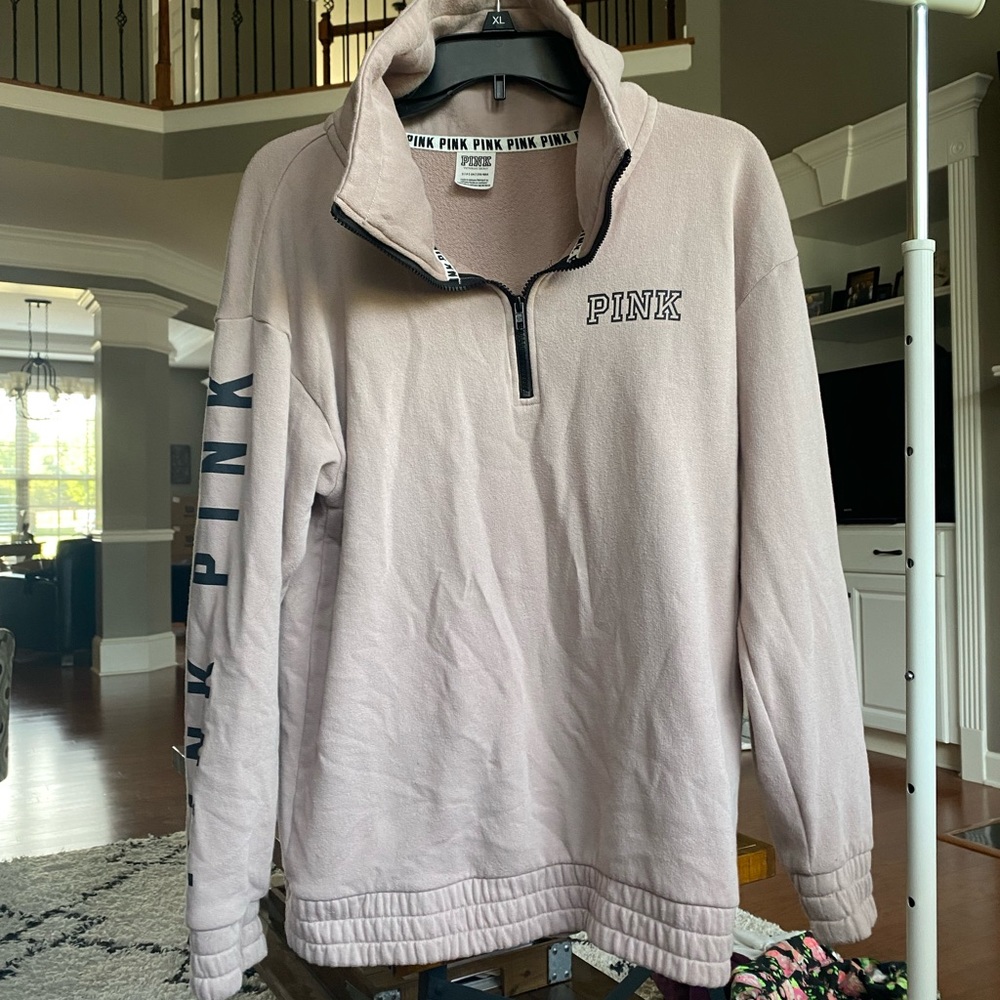 PINK Sweatshirt! Worn once size S!